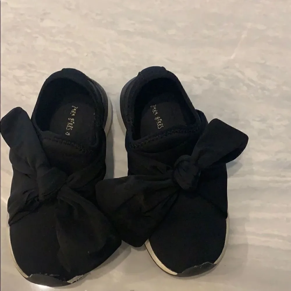 🎉Last deal 🎉Zara bow sneakers